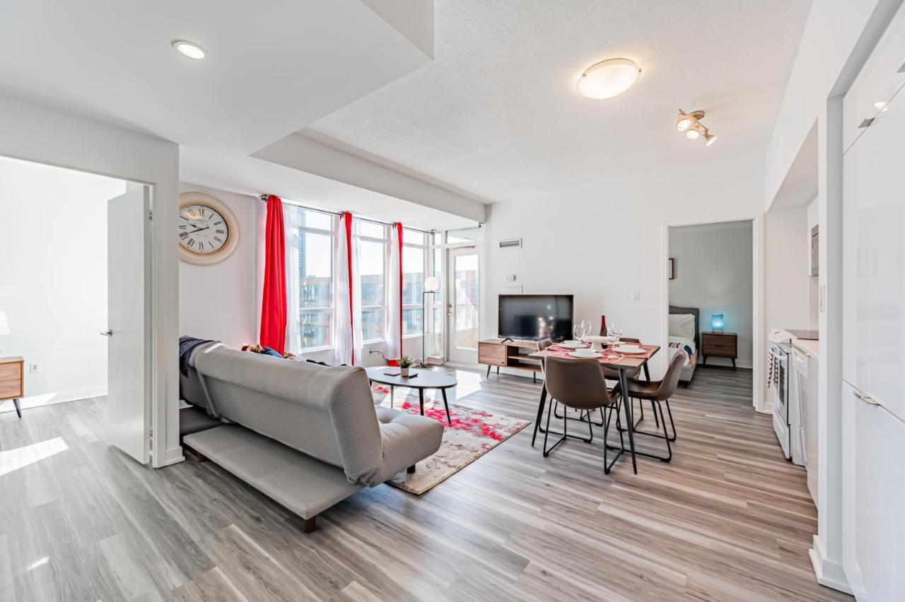 Leckie Luxurious Suites Toronto Exteriör bild